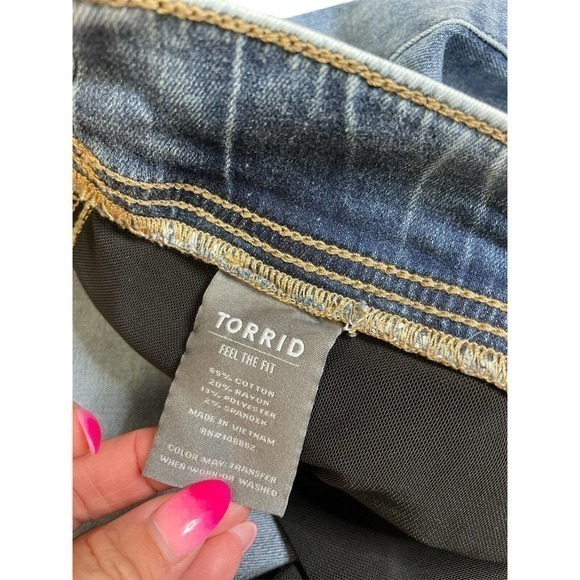 Torrid Womens Lean Jean Pull On Denim Blue Jeans Plus Size 4R 4 Regular - Picture 6 of 6